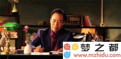庞中华硬笔书法曾经引领风潮，如今为何被专家抨击为“简陋乏味”？