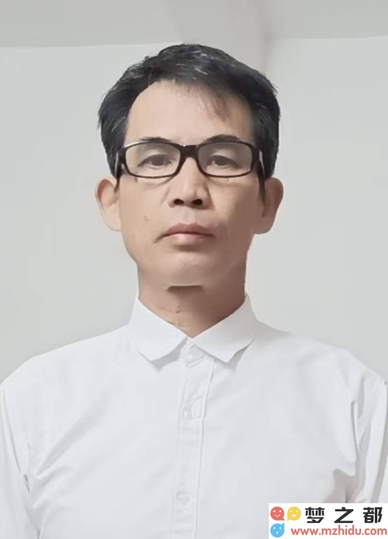 梁嗣琴的书法艺术闪耀登场，荣获墨缘堂大赛特等奖实至名归的璀璨时刻！