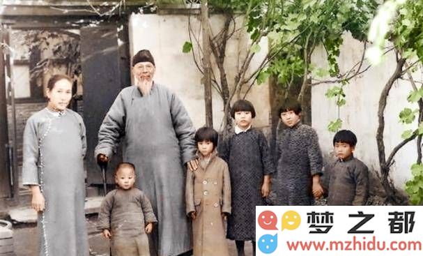 齐白石艺术生涯背后隐藏的真情：56岁艺术家与18岁保姆胡宝珠的爱情故事