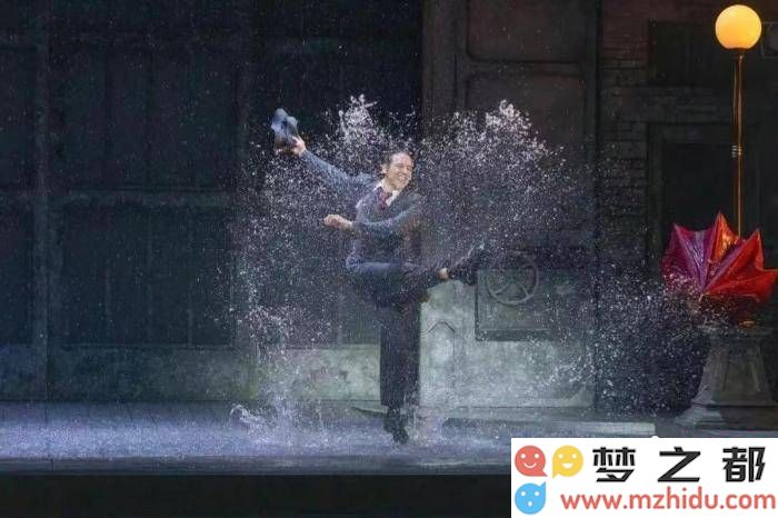 《雨中曲》音乐剧北京热潮不断，揭秘幕后的精彩故事与创作历程！