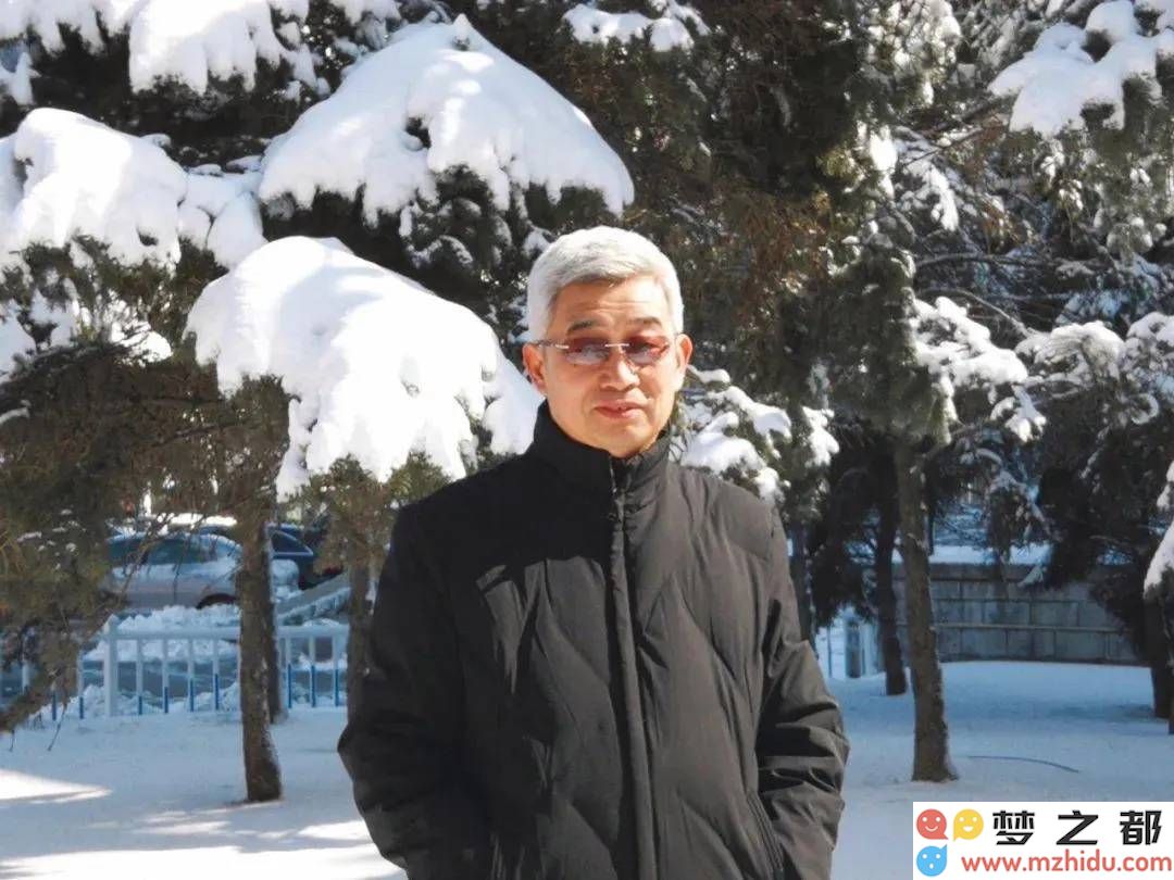 李钢书法展焕新风采,笔墨交织间展现独特的艺术风韵与深厚的文化内涵!