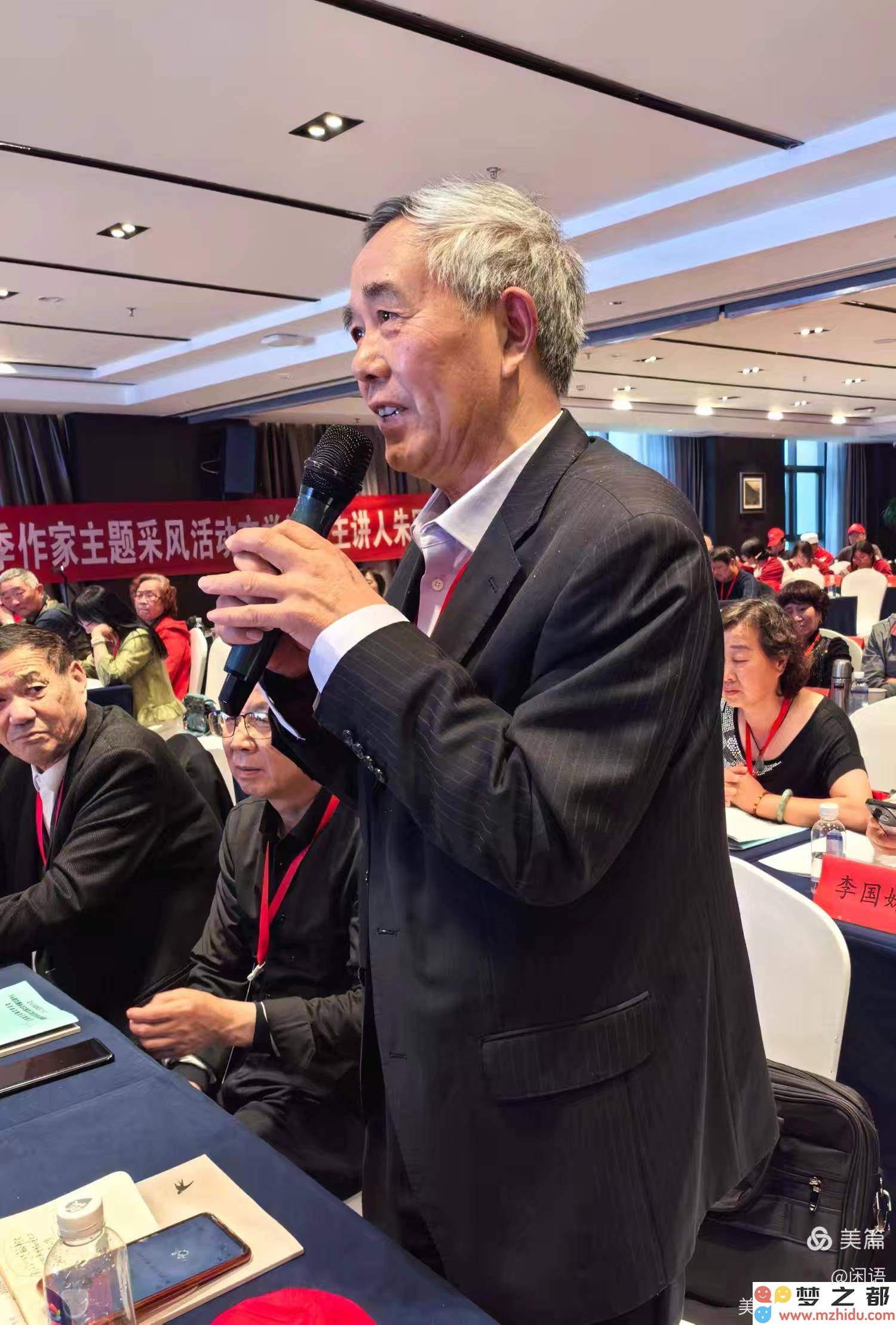 大丰的诗意魅力：唐根华探寻花海背后的文化与自然之旅