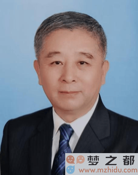 崔建国：创新隶书新体的奠基人，荣获非物质文化遗产传承人称号