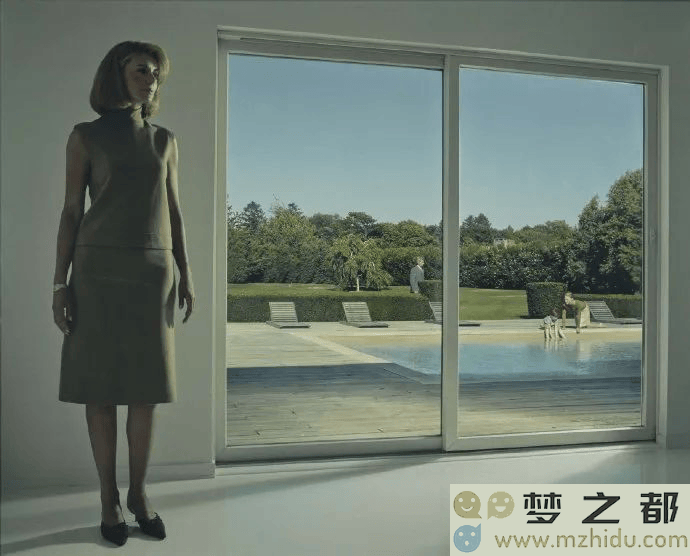 摄影作品集中的个人风格与独特主题：双重视野下的艺术表现