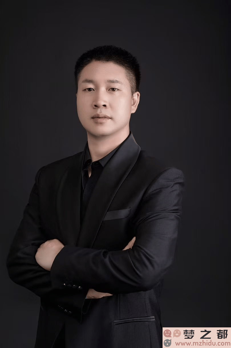军旅作家邹云华荣获兰亭杯金奖，笔墨之中展现出铁血柔情与深厚文化底蕴的独特风采