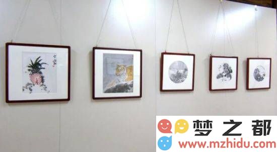 信州小型书画展盛情开启，匠心独具的艺术品在信江书院恭候您的光临与鉴赏！