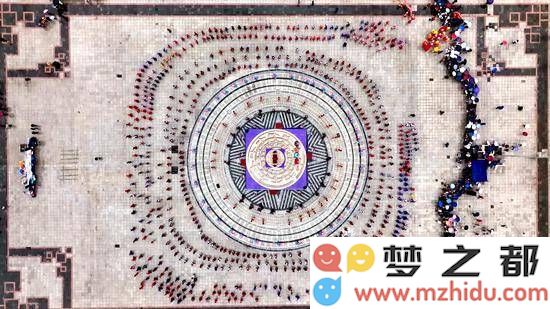 激情壮族文化盛宴点燃三月三节庆，来宾兴宾区万人共舞蜂鼓庆祝传统佳节