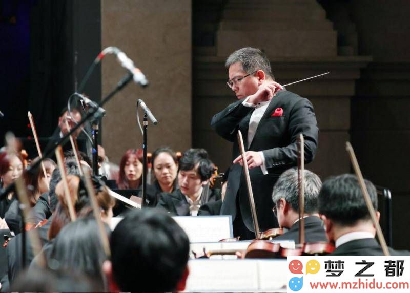 杨洋执掌中央歌剧院，俄罗斯音乐之夜再现肖斯塔科维奇经典震撼之声