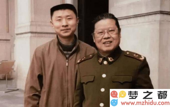 从普通农村青年到书法艺术家，王芳泽选择追求梦想拒绝高达40万元年薪的诱惑