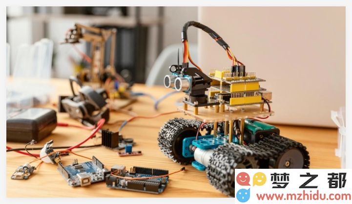 RobotLAB 隆重发布旗下首款创新人形机器人 BroBot™，引领科技新潮流