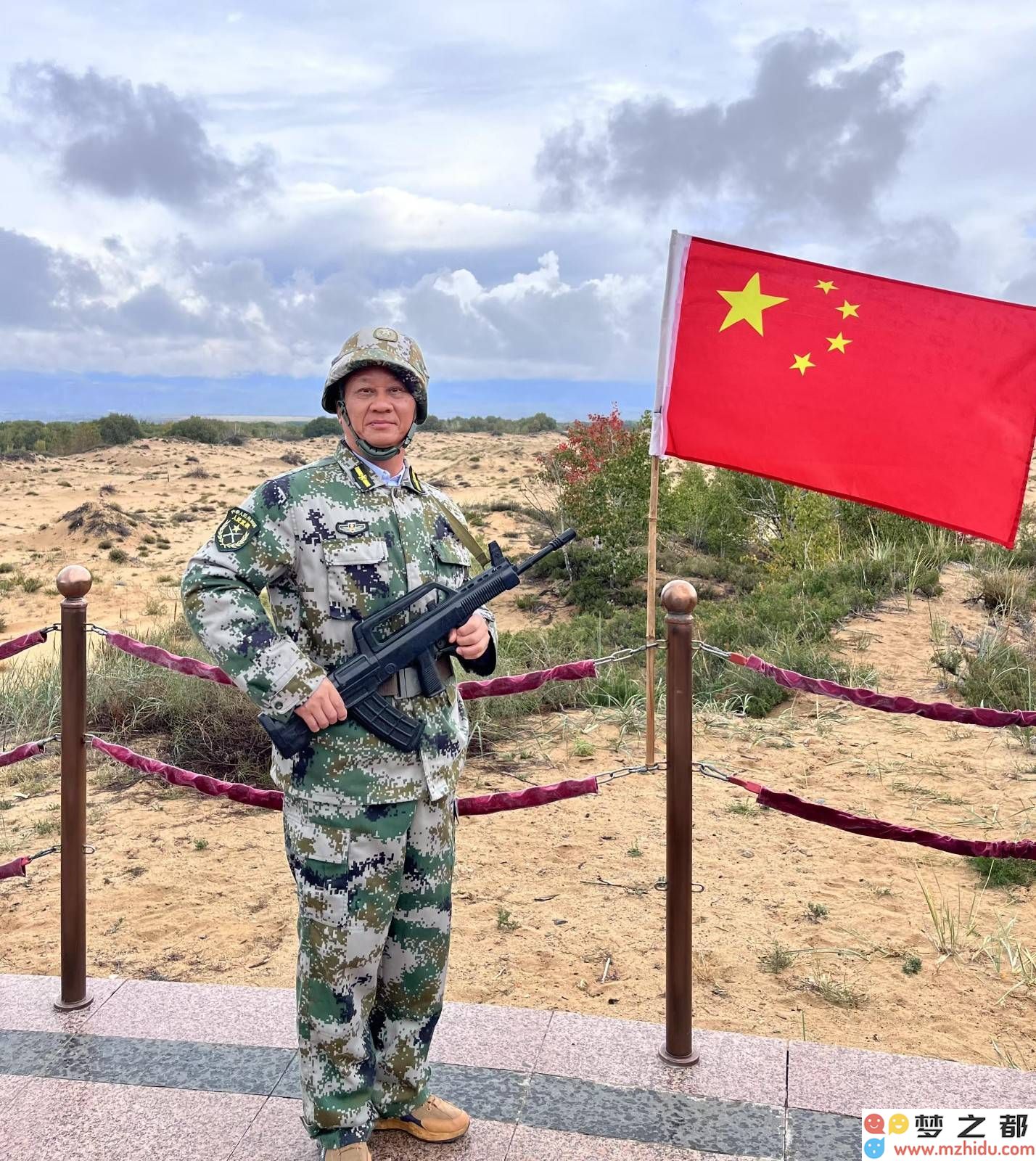 追寻黄伟芳书法之美：从数学教师到书画赛事舞台，勇夺秦韵杯初赛优异成绩！