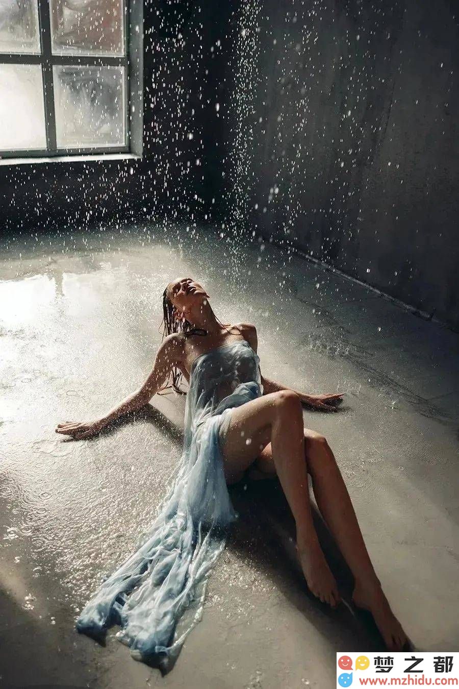 “Aleksandra Kinskaj：在摄影艺术中游走于梦境与现实之间，深入挖掘人性与自然的微妙联系与对话”