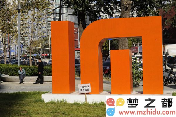 小米迅速推进AI大模型战略，正在建立万台GPU集群以增强计算能力
