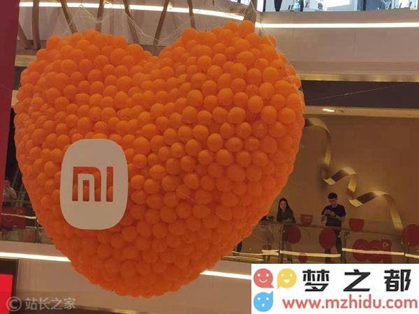 雷军高薪挖掘人工智能天才少女 加速小米AI大模型战略布局与发展