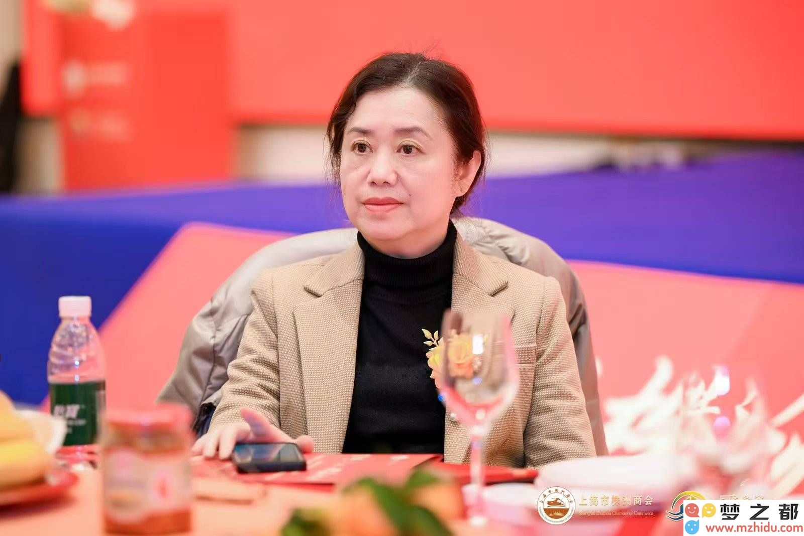 杨倩：用画笔描绘出精彩艺术人生，展现中国书画家协会会员的独特风采