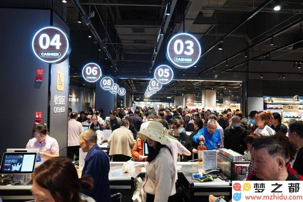 上海“胖永辉”曹路店全新开业，生鲜与烘焙品质提升，特别设置外贸专区助力企业解决困境