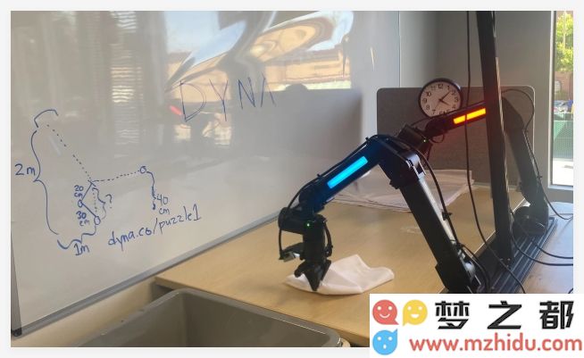 机器人企业Dyna Robotics推出创新AI模型DYNA-1，赋能机器人手臂完成更高难度的操作任务